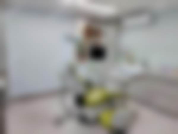 吉林爱齿口腔门诊部(兴隆街店)医生团队