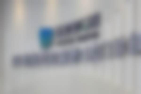 深圳荣德乐莎莎口腔门诊部(龙岗旗舰店)交通攻略