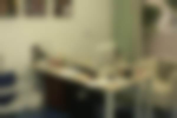 深圳龙华乐莎莎口腔门诊部医生团队解析